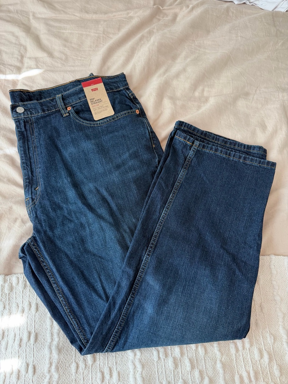 Levi’s Men's Dark Blue Wash Relaxed Straight-Leg Jeans - NWT - 42x32